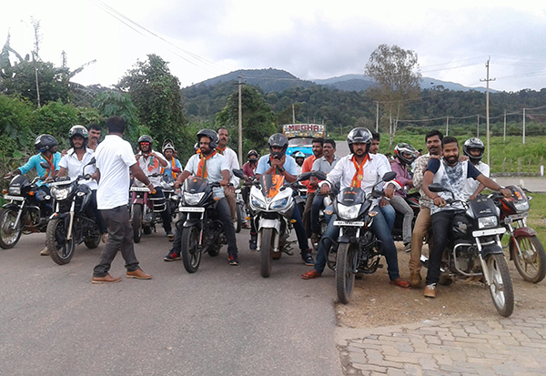 ಬಣಕಲ್‍ನಿಂದ ಮೂಡಿಗೆರೆಗೆ ಸ್ಥಳೀಯ ಬಿಜೆಪಿ ಕಾರ್ಯಕರ್ತರಿಂದ ಬೈಕ್ ರ್ಯಾಲಿ